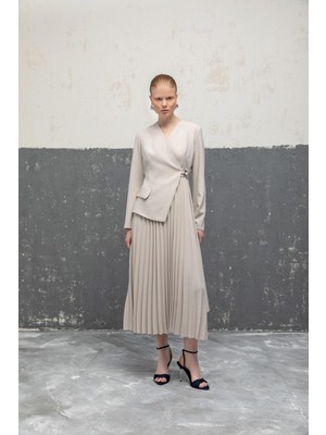 Tokalı Pile Detaylı Midi Elbise 26W40851