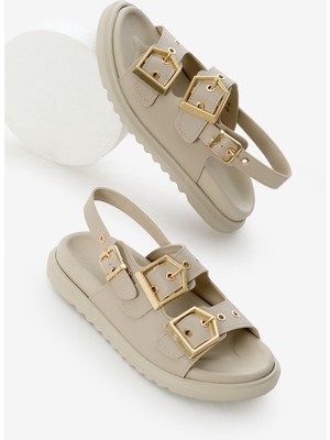 Kadın Bej Poli Taban Çift Bantlı Tokalı Sandalet