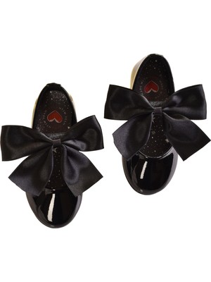 Minibonito Kız Çocuk Fiyonklu Babet Ayakkabı Suni Deri Düz Taban Tokalı Bağlama Şekliyle