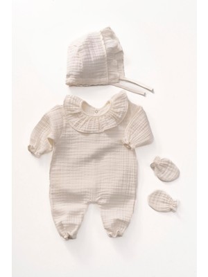 Yenidoğan 4 Katlı Müslin Kumaş Yakalı Tulum, Şapka ve Eldiven Kız Bebek Hastane Çıkışı