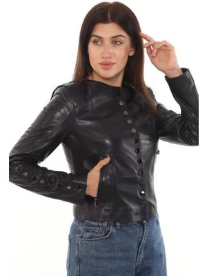 Hakiki Kuzu Derisi Siyah Düğmeli Kadın Ceket