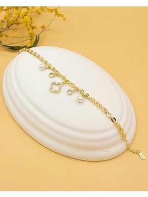 Inci Detaylı Zarif Şans Yoncası Bileklik