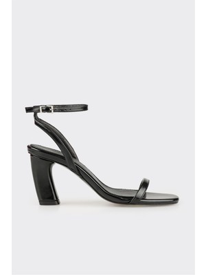 Siyah Kadın Günlük Sandalet