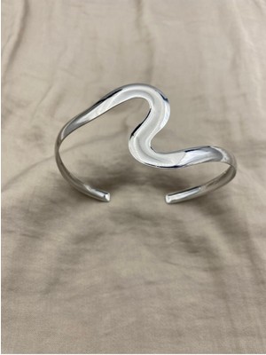 Hedef Bujiteri Dalgalı Model Gümüş Renk Ayarlanabilir Kol Pazu Bilekliği Unisex Kullanıma Uygun