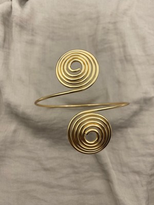 Hedef Bijuteri Ayarlanabilir Spiral Kıvrımlı Gold Renk Kol Pazu Bilekliği Kullanıcılar İçin Şıklık
