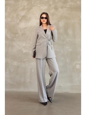 Kadın Gri Yandan Bağlamalı Blazer Ceket Pantolon Takım
