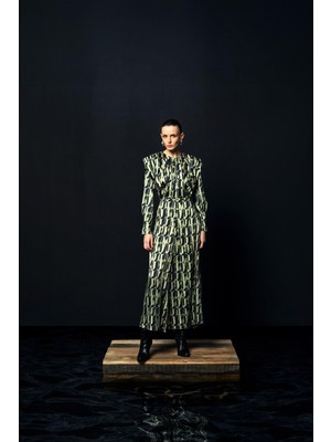 Omuz Detaylı Desenli Elbise 26W40874