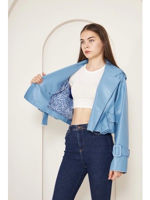Zerenyus RealLeather Mavi Kuzu Derisi Kadın Ceket – Oversize Crop Stil