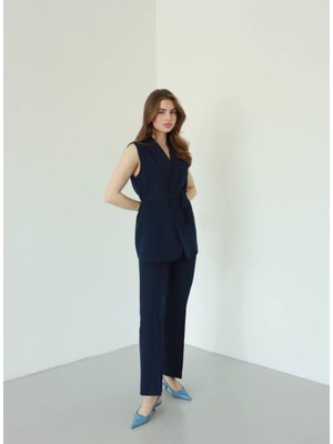 Kuşaklı Yelekli Ikili Blazer Takım