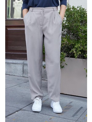 Kadın Ipeksi Modal Kumaş Yüksek Bel Yan Cepli Boru Paça Rahat Kesim Şık Ofis Pantolon-Vizon