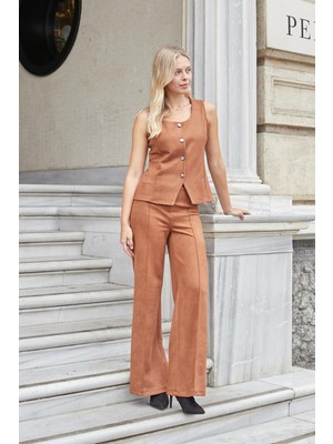 Kadın Likralı Süet Kumaş Balen Yaka Düğmeli Yelek-Taba