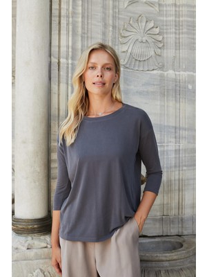 Kadın Kaliteli Modal Esnek Kumaş Geniş Sıfır Yaka Kapri Truvakar Kol Hafif Salaş Bluz-Antrasit