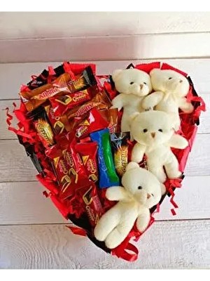 Kırmızı Kalp Kutuda Ayıcık ve Çikolata Konsept Hediye Seti – Özel Günler Için Romantik Sürpriz