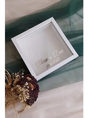 HKM Ticaret 25x25 cm Derin Anı Çerçevesi Ahşap Düz Zeminli Kişiselleştirilebilir ve Tarihli