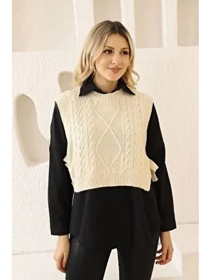 Yandan Bağlamalı Saç Örgü Süveter