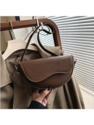 Hapbuy Kadın Kahverengi Çapraz Omuz Çantası Suni Deri Şık Görünüm ile Fermuarlı Kaliteli Işçilik