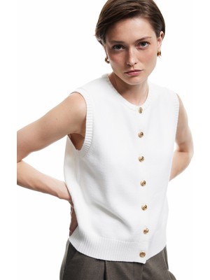 Kolsuz Bisiklet Yaka Düğmeli Triko Yelek