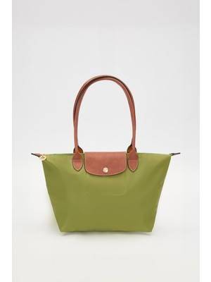 Yeşil Deri Kapaklı Uzun Askılı Omuz Çantası