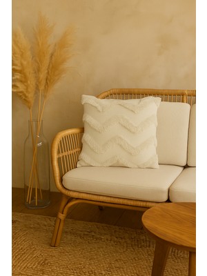 Tüylü ve Desenli Kırlent - 40 x 40  cm  Şık ve Konforlu Dekoratif Yastık - Krem