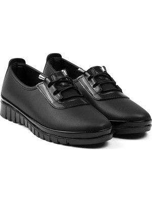 Kadın Siyah Rugan Detaylı Ortopedik Anne Ayakkabısı - Rahat Kaymaz Taban, Bağcıklı Günlük Yürüyüş Ayakkabısı