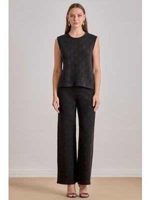 Kolsuz Siyah Triko T-Shirt