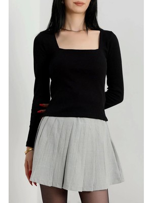 Çerçeve Yaka Kaşkorse Bluz Siyah