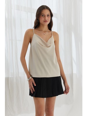 Askılı Degaje Yaka Saten Bluz Tas