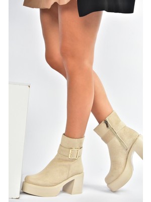 V726446602 Bej Süet Kalın Topuklu Kadın Bot