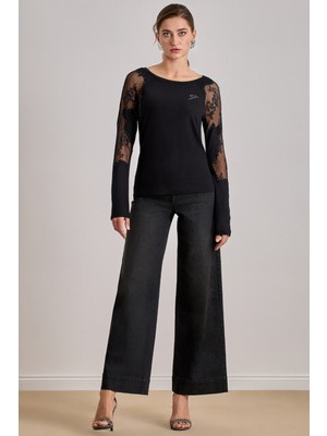 Reglan Kollu Siyah Örme Bluz