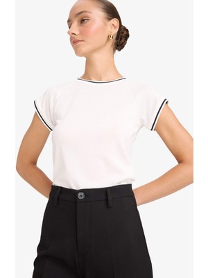 DeFacto Slim Fit Bisiklet Yaka Ribana Kısa Kollu Tişört E6992AX25AU