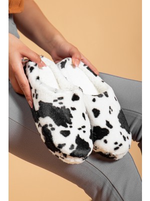 Kadın Desenli Peluş Yumuşak Hafif Ses Yapmayan Kaymaz Taban Çeyiz Bohça Kışlık Ev Terliği