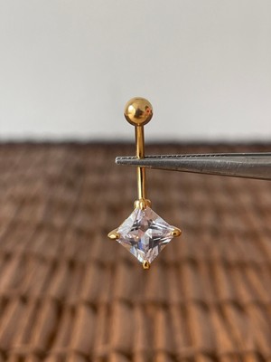 Aida Jewelss 316 L Cerrahi Çelik Kare Parlak Zirkon  Taşlı Göbek Piercingi