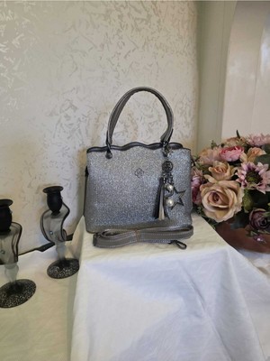 Püsküllü Kadın El ve Omuz Çantası