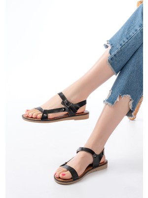 205-090 Siyah Hakiki Deri Tokalı Kadın Sandalet