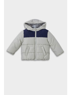 DeFacto Su Geçirmez Kapüşonlu Fermuarlı Şişme Mont Erkek Bebek E8270A525AU