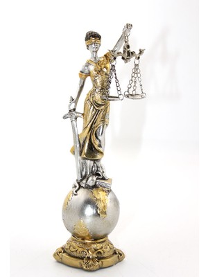 Akıllı Durak Polyester Adalet Figürü