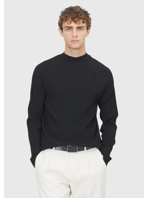 Siyah Yarım Balıkçı Yaka Fitilli Triko Kazak