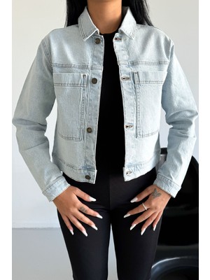 Kadın Mavi Kar Jean Denim Regular Kalıp Cepli Düğmeli Kot Ceket DİANA-5005