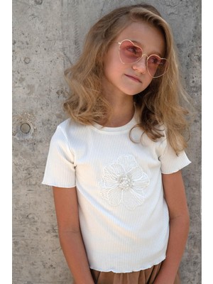 Kız Çocuk Tişört Tül Çiçek Armalı Boncuk Aksesuarlı Kemer Boy 8-14 Yaş, Ekru