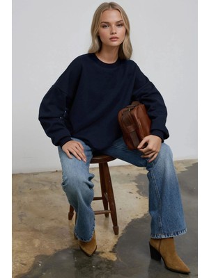 Hiccup Kadınlar Oversize Bisiklet Yaka Basic Sweatshirt Lacivert