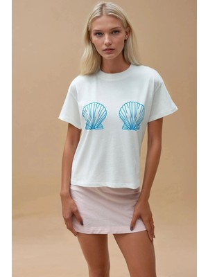 Hiccup Kadın Baskı Detaylı Regular Fit Bisiklet Yakalı %100 Pamuklu T-shirt Buz Mavisi