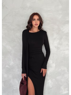 Elegans Yırtmaç Detaylı Midi Elbise