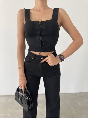 Kadın Sıfır Kol Kare Yaka Önden Bağlamalı Crop