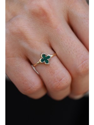 14 Ayar Altın Yeşil Geçişli Taş Detaylı Mini Yonca Yüzük