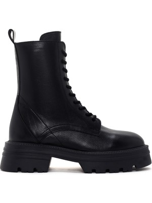 Kadın Siyah Fermuarlı Kalın Tabanlı Deri Postal Bot 25WFD550218