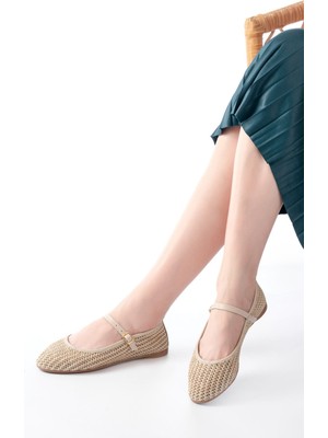 7432 Bej Fileli Toka Detaylı Günlük Kadın Babet