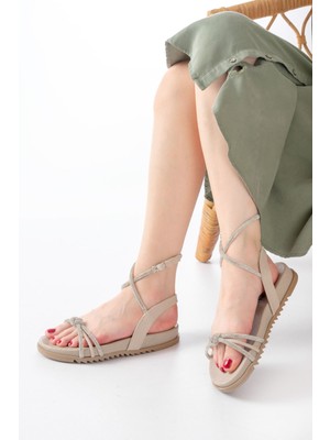 1001-1120 Bej Gümüş Taşlı Günlük Kadın Sandalet