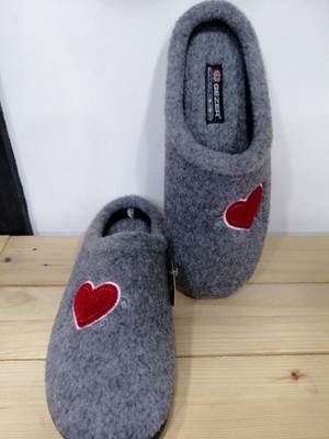 Yeni Sezon Kışlık Kalp Desenli Içi Pamuklu Kadın Ev Terliği