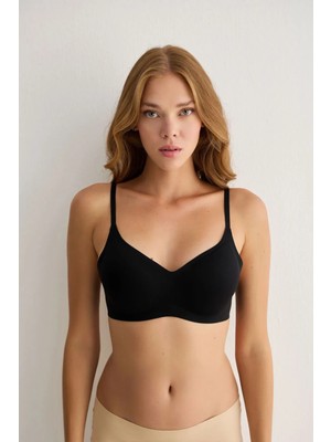 Madwoman Balensiz Çıkarılabilir Pedli Dikişsiz Lazer Sütyen 3311 Siyah