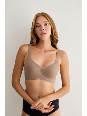 Madwoman Battal Beden Balensiz Çıkarılabilir Pedli Dikişsiz Lazer Sütyen 3318 Kahverengi